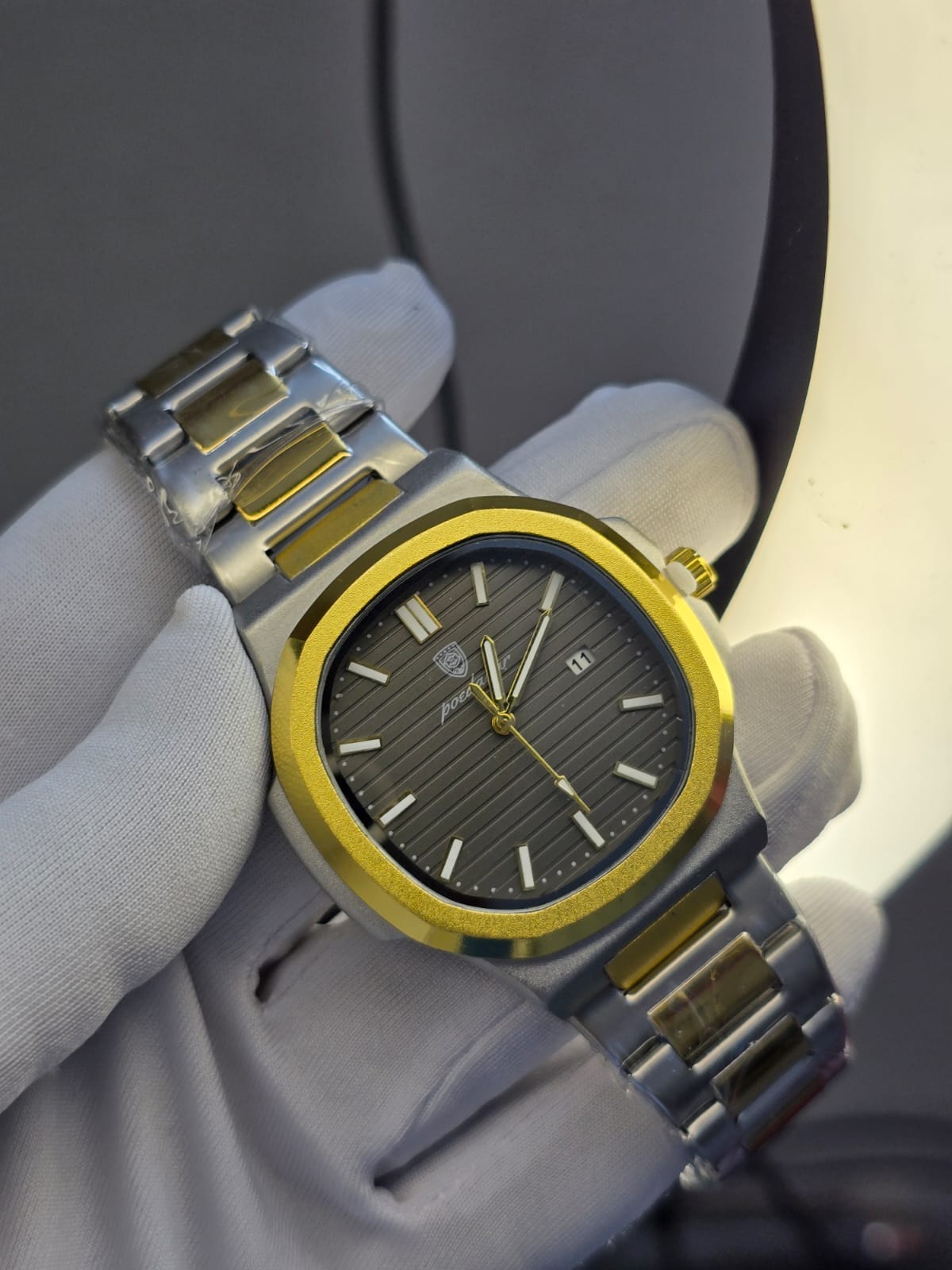 Luxury Two-Tone স্টেইনলেস স্টিল রিস্ট ওয়াচ – ক্লাসিক ও এলিগেন্ট ডিজাইন